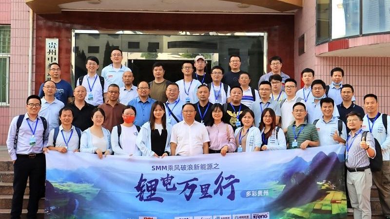 新能源资质代办：如何选择专业可靠的服务机构